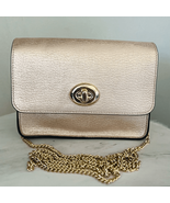Coach Women&#39;s Turnlock Chain Crossbody Leather Bag, Platinum/Gold, NWOT - $2,764.27 MXN