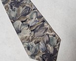 Geoffrey Beene Men&#39;s Tie 100% Polyester Flower Pattern - $9.98
