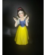 Vintage Walt Disney Snow White Ceramic Figure Figurine 5.5&quot; Malaysia - £13.20 GBP