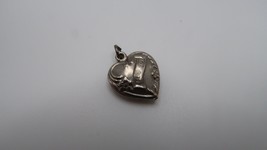 Vintage Sterling Silver Ornate Heart Bracelet Charm 1.7cm NB1 - $23.76