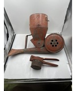 ANTIQUE POTATO CROP DUSTER IN OLD ORANGE PAINT ORIGINAL W/ SIFTER - $134.80 CAD