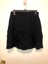 NWT Ann Taylor Embroidery Trim Peplum Hem Womens 4 Petite Black Skirt - $14.84