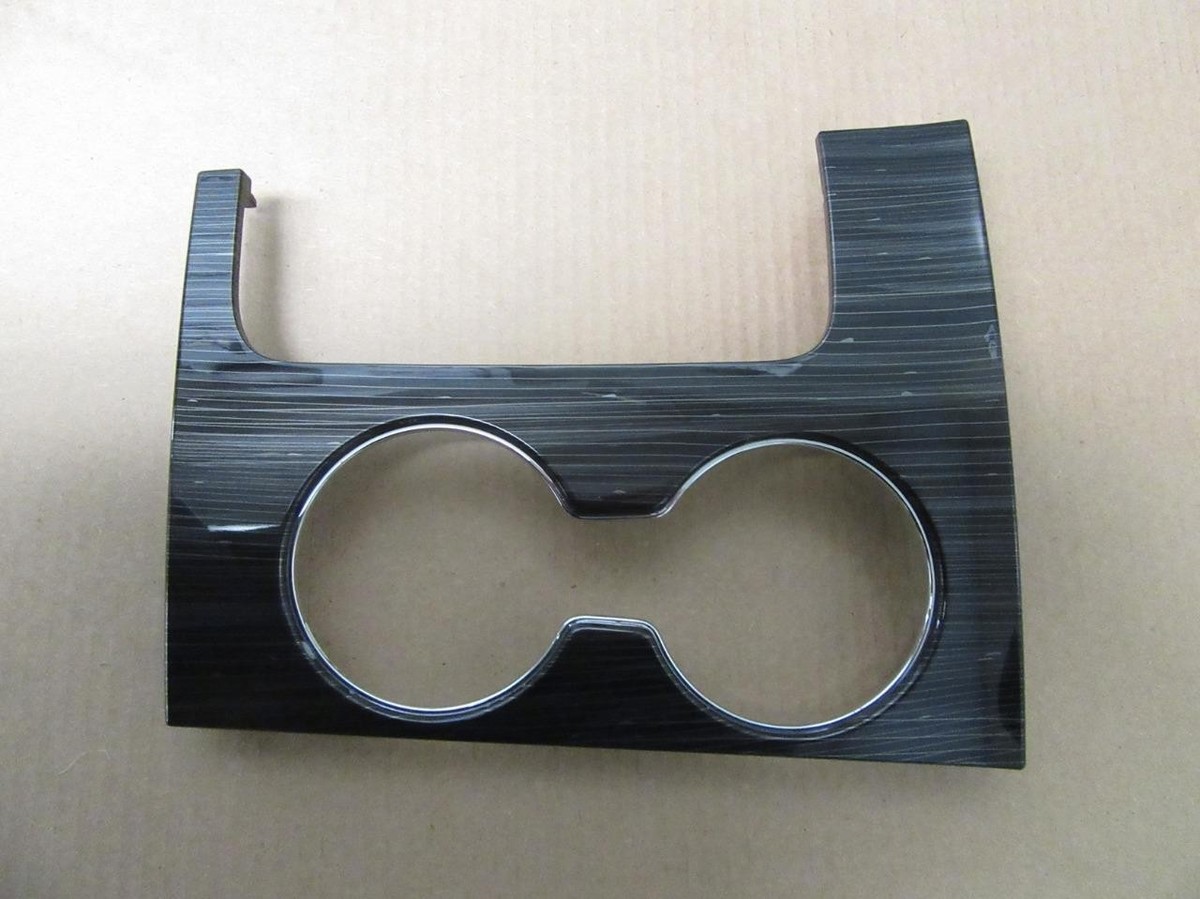 OEM 2016-2020 Chevy Impala Shifter Cup Holder Trim Bezel Bowen Wire 2321... - $35.63