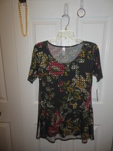 Ladies Lularoe Perfect Tee XSmall w Paparazzi Necklace&amp;2 Pair Earrings(23) - £17.24 GBP