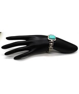 Vtg Three Strand Faux Turquoise Cabachon Silver Tone Bracelet Unsigned 7.5" - $464.80 MXN Vtg Three Strand Faux Turquoise Cabachon Silver Tone Bracelet Unsigned 7.5" - $464.80 MXN