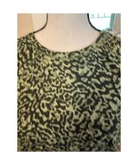 Athleta Women&#39;s Camo Short Sleeve M - $19.79