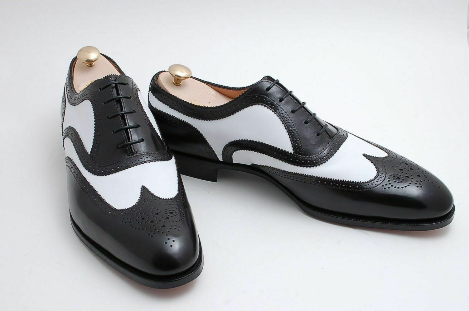 Handmade Men's Genuine Black & White Leather Oxford Brogue Wingtip Formal Shoes