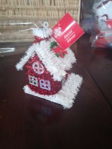 Christmas House Decor Small House Red/White-Brand New-SHIPS N 24 HOURS - $14.21