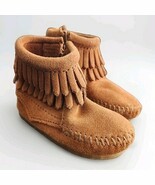 Minnetonka Youth Size 3 Brown Suede Fringe Zip Ankle Moccasin Boots - $40.83 CAD