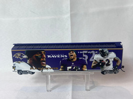 Hawthorne Village Baltimore Ravens HO Scale Ray Lewis #52 Box Car &amp; Tracks - £79.09 GBP