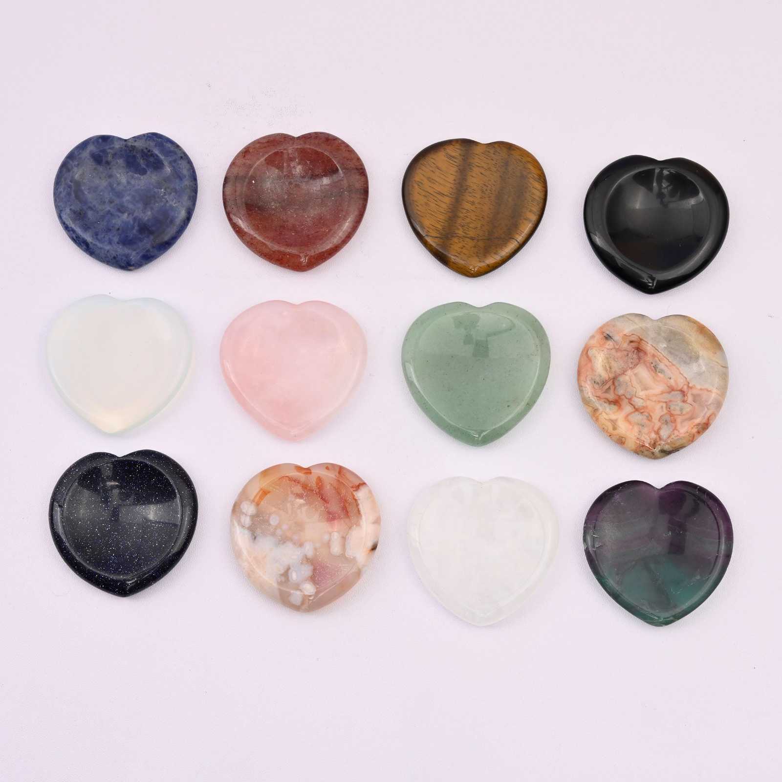 40mm Heart Worry Stone, Polished Heart Healing Crystal, Heart Gemstone, ... - $8.99