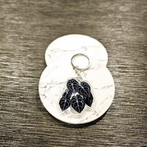 Anthurium Clarinervium Potted Acrylic Keyring - $147.43 MXN