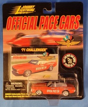 1971 Dodge Challenger Indy Pace Car 1:64 by Johnny Lightning Series 1999 - £6.21 GBP