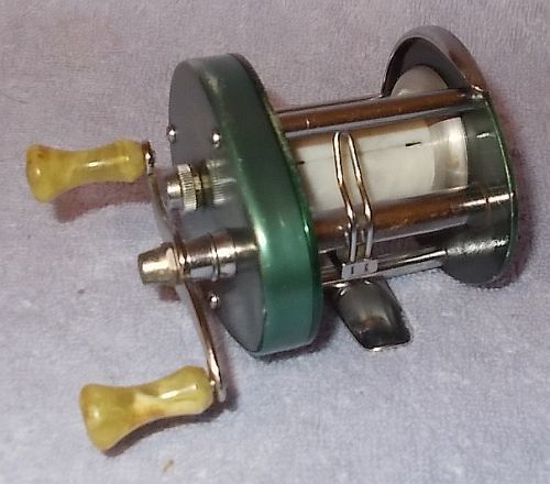FISHING BAITCASTING REELS, VINTAGE ANTIQUE - sporting goods - by