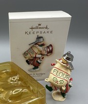 Hallmark Keepsake Dusty &amp; Smidgen #QP1746The Merry Bakers Series 2006 Ceramic - £13.93 GBP