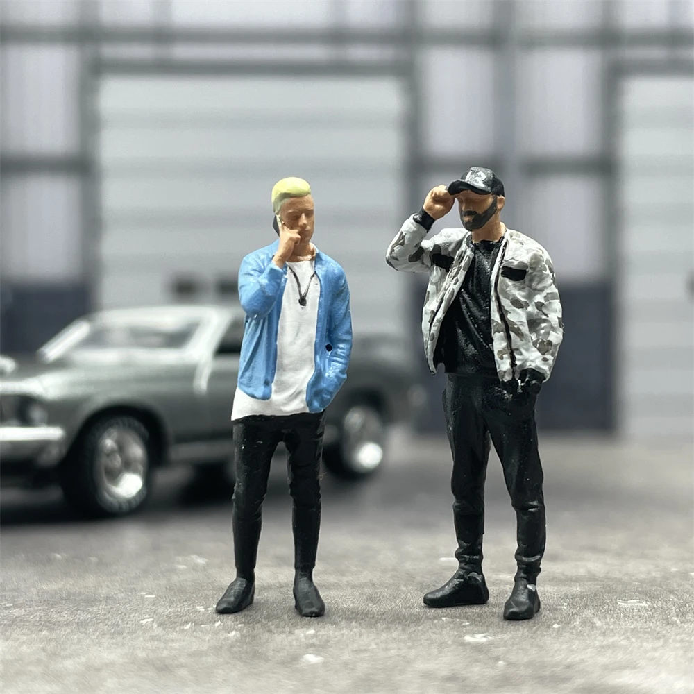 1/64 Scale Model Fashion Trend HipHop Man Call Phone Cast Alloy Car Static - £28.92 GBP