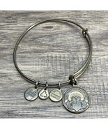 Alex and Ani Gold Tone Irish Claddagh Token Expandable Statement Bracele... - $272.22 MXN