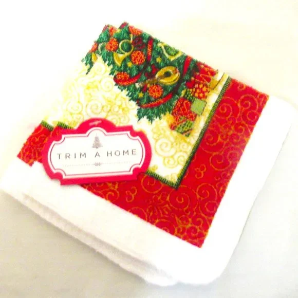 2 Christmas tree washcloths - $4.00