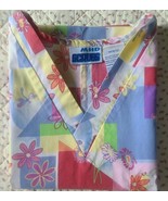 Bright Design ~ Size Medium ~ Floral ~ Multicolored ~ Scrub Top - $284.23 MXN