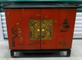 Vintage Asian Black and Red Lacquer 2-Tone Zenith TV Cabinet with Bifold... - $9,423.06 MXN