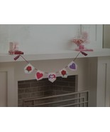 Celebrate Valentine&#39;s Day Together Linen Heart Roses Flowers Garland Dec... - £14.70 GBP