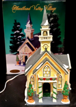 Heartland Valley Village Lighted Church O&#39;Well  Fast Shipping - £51.55 GBP