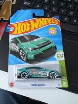 Item image 1 image 1