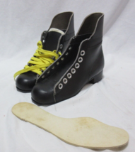 Vintage Unknown Brand Black Roller Hockey Boots Mens Size 4 Undrilled St... - $79.99