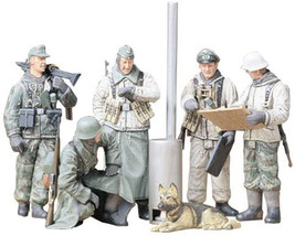 Tamiya World War II German Soldiers at Field Briefing. 1/35 Scale - $18.80
