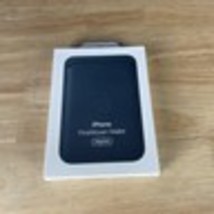 Apple iPhone Leather Wallet with MagSafe MM0Y3ZM/A - Midnight image 13