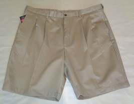 Roundtree &amp; Yorke Size 32 EXPANDER WAIST Khaki Cotton Pleated New Mens Shorts - $54.45