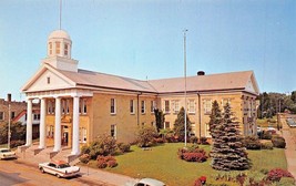 Dodgeville WISCONSIN~COURTHOUSE-OLDEST In The State~ Postcard - £4.64 GBP