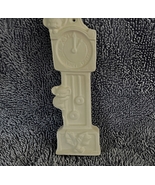 03 - Mouse Ran up the Clock Ornament Ceramic Bisque Ready-to-Paint* - $3.87 CAD