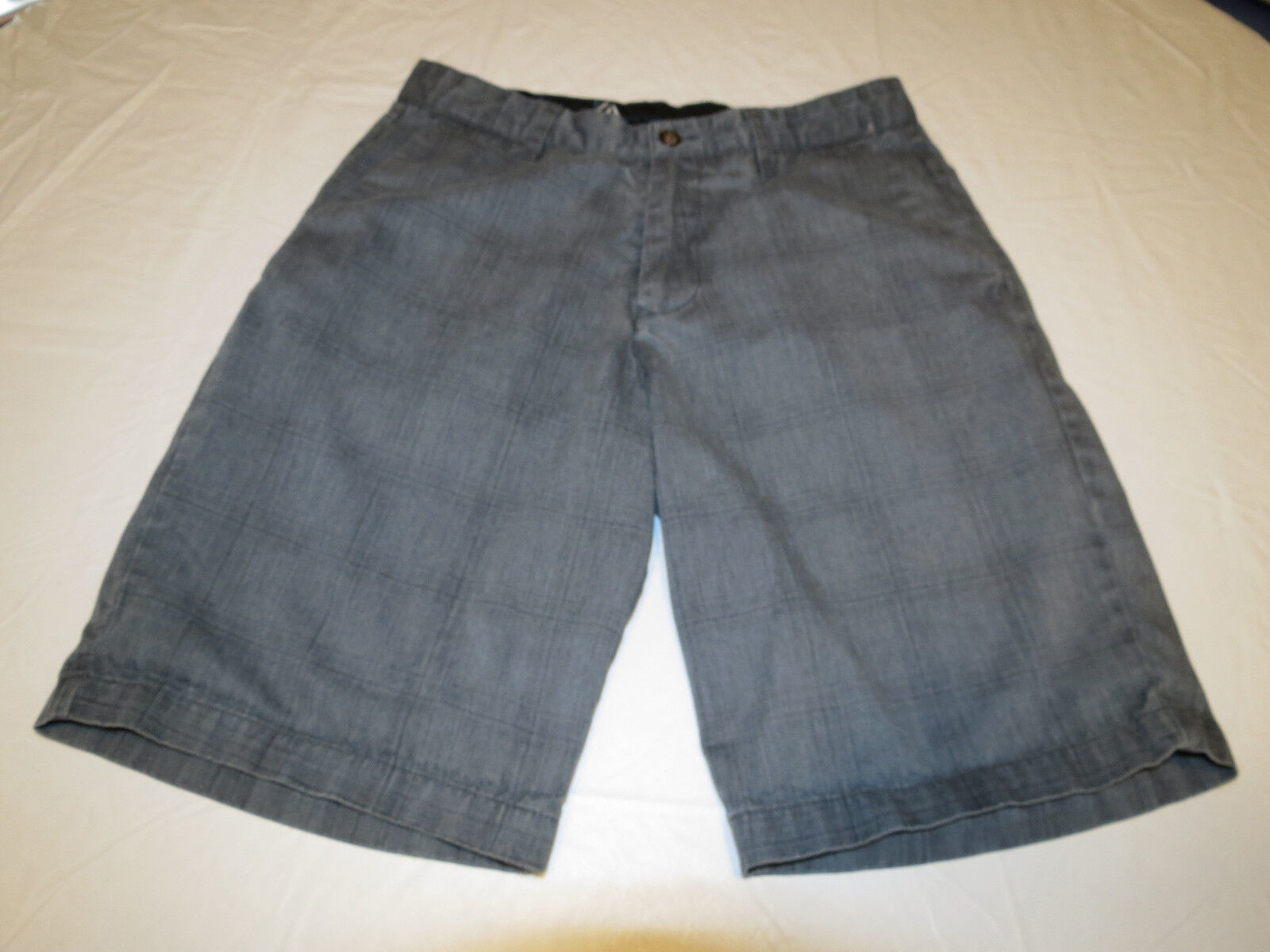 Men&#39;s Volcom Corpo Class grey 31 plaid school casual shorts surf skater ... - $15.43
