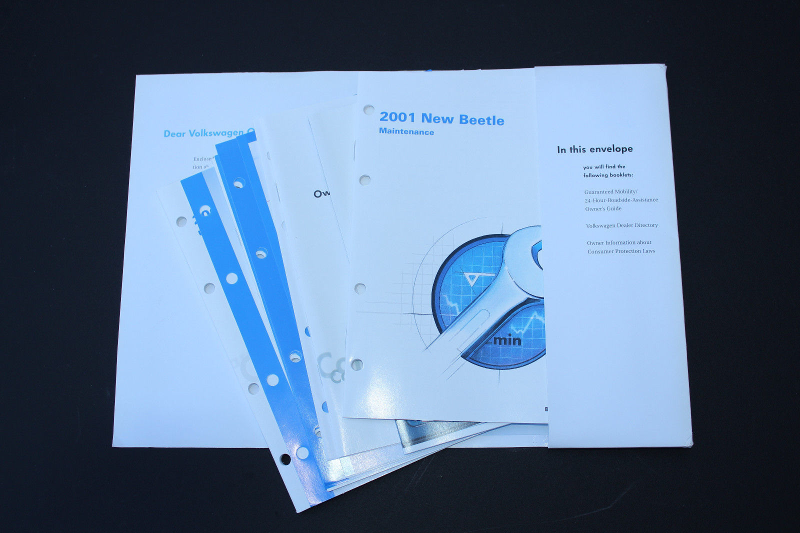 2001 VOLKSWAGEN BEETLE OWNER&#39;S AND OPERATOR&#39;S MANUAL BOOK K4695 - $43.00