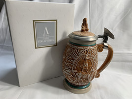 Avon Collectibles 1993 TRIBUTE TO THE WILD WEST STEIN Beer Stein w/Box A... - $184.23 MXN