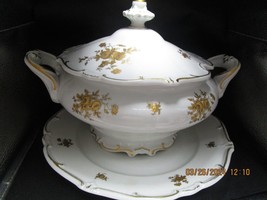 1940s Weimar Katharina Porcelain Soup Tureen w/lid White Gold Roses with platter - £218.05 GBP