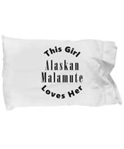 Unique Gifts Store Alaskan Malamute v2c - Pillow Case - £14.29 GBP