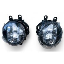 Set of FRONT ANTI-FOG LAMP ASSEMBLIES 81220-48050 8122048050  - $29.69
