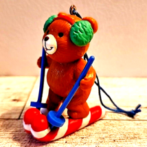 Avon Teddy Bear Skiing Candy Cane Ornament Frosty Treats Christmas Holid... - $13.09