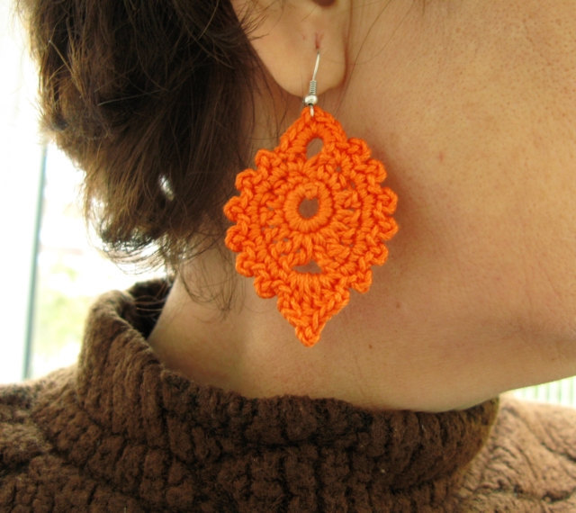 PDF Tutorial Crochet Pattern...Dangle Earrings  - $2.25