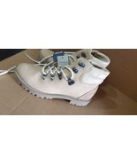 Universal Thread Women&#39;s Size 7 Tan Tully Lace-Up Winter Hiking Boots - New - $34.19 CAD