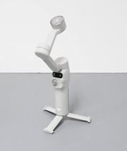 DJI Osmo Mobile 7 Smartphone 3-Axis Gimbal Stabilizer - Gray image 2
