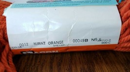 Caron Heavy Rug Yarn Burnt Orange 0012 70 Yards 1 skein - $75.20 MXN