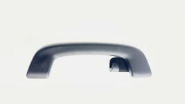 2019-2023 BMW 330i Rear Passenger Side Grab Handle OEM - $368.13 MXN