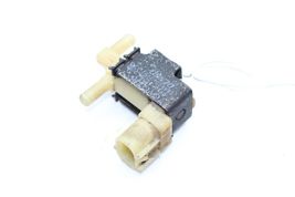 00-05 TOYOTA CELICA GT Vacuum Switch Valve F2332 image 3