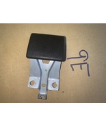 2003-2004 INFINITI M45 OEM LEFT FRONT HOOD RELEASE OPENER HANDLE - $370.47 MXN