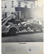 VOLKSWAGEN BUG-71&#39; &quot;A Rare Photo&quot;1971 VTG Print Ad!! - $302.77 MXN