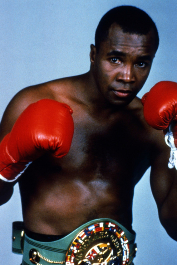 Sugar Ray Leonard Barechested Boxing Pose 18x24 Poster - $23.99