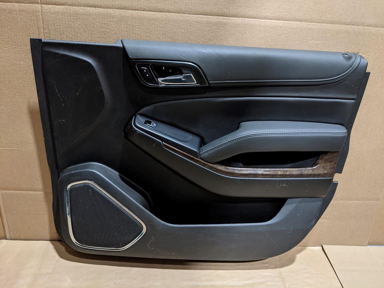 2015-2019 GMC Yukon XL front passenger right side door panel assembly 84... - $163.35